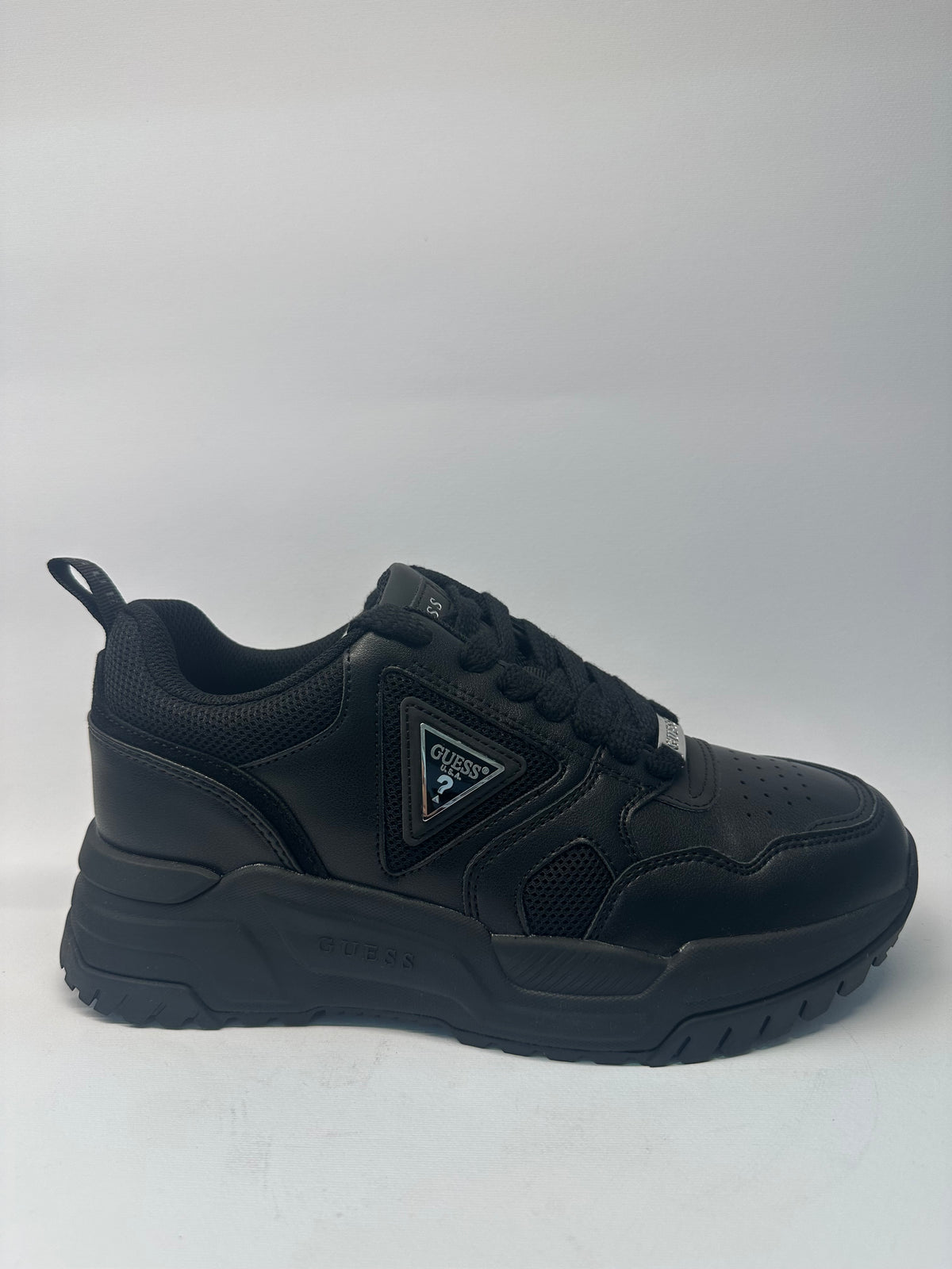 Sneakers Uomo GUESS - FMFHELELE12