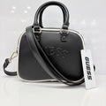 Borsa a mano GUESS - V6BZ03